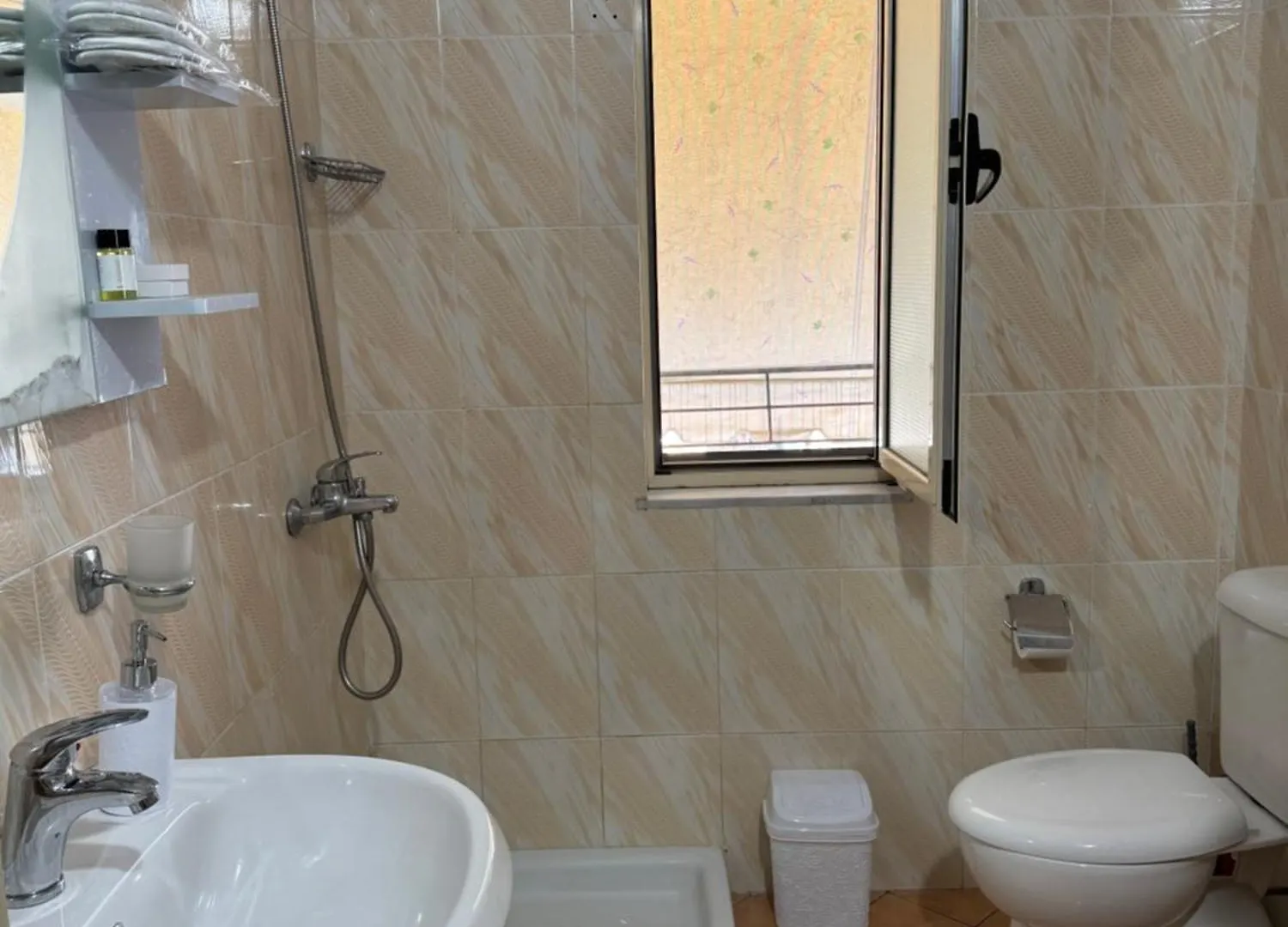 Dg Apartament Vlorë Apartment